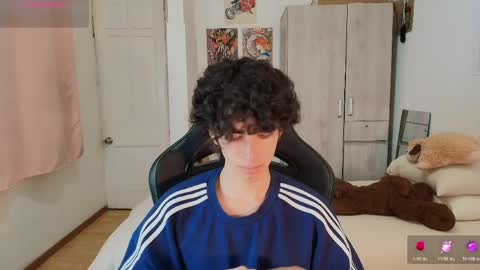 lucas_xo online show from 04/20/26, 12:46