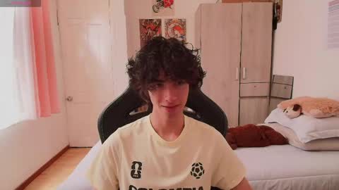lucas_xo online show from 05/24/26, 06:46