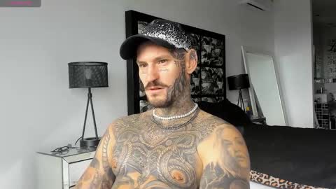 lucasexclusive online show from 01/07/25, 03:35