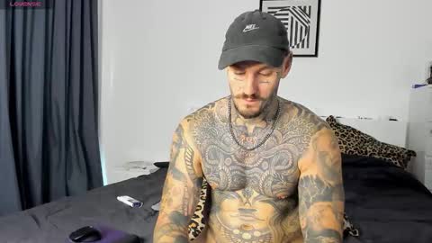 lucasexclusive online show from 11/25/25, 05:18