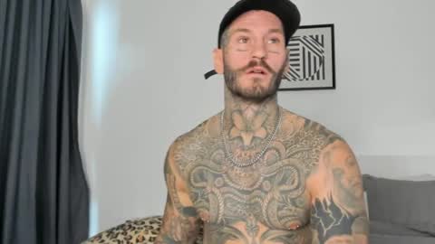 lucasexclusive online show from 04/11/26, 04:28