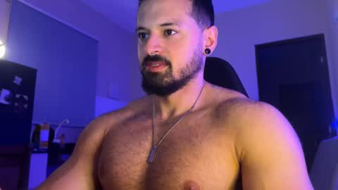 lucasfit24 online show from 11/24/25, 12:32