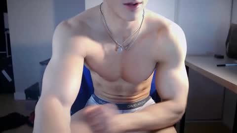 Snapshot of lucaskodak chatting on 03/25/26, 06:41 LucasKodak online show from 03/25/26, 06:41