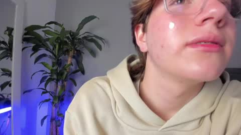 Lucas Morales online show from 05/16/26, 12:37