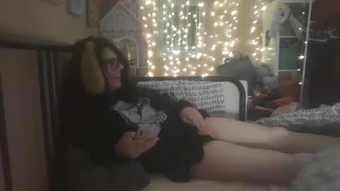 Snapshot of luceatiel chatting on 03/31/26, 08:48 Luceatiel Queen of Spades online show from 03/31/26, 08:48