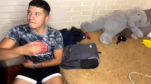 Felipe online show from 12/19/24, 06:12