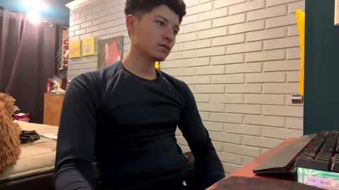 Felipe online show from 02/24/25, 01:35