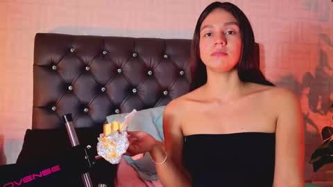 Luciana Ramirez  Sofia Collins online show from 10/22/25, 04:51