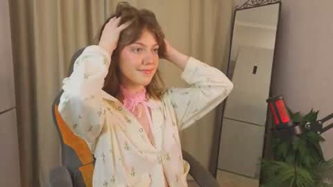 Lucy online show from 07/01/26, 01:02
