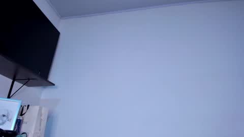 Lucia online show from 01/19/25, 10:49