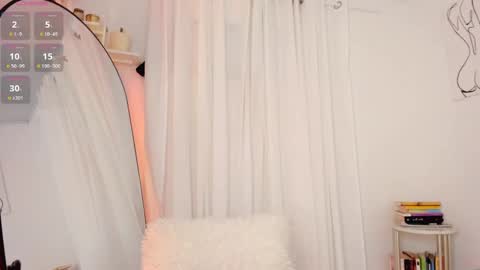 Lucia online show from 01/27/25, 06:20