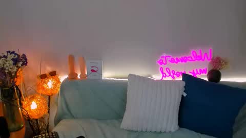 Sindy online show from 11/22/25, 06:12