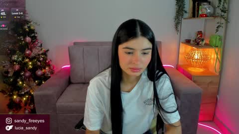 Lu   Intagramsandy fireeyes online show from 12/11/24, 06:20