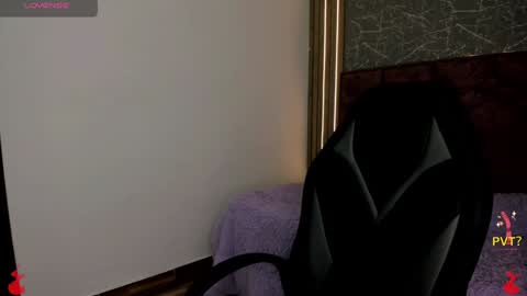 lucia star  online show from 01/15/25, 10:24