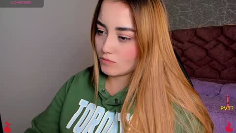 lucia star  online show from 01/23/25, 08:02