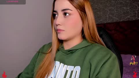 lucia star  online show from 01/30/25, 07:26