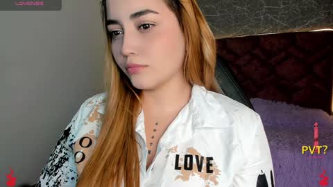 lucia star  online show from 02/04/25, 07:33