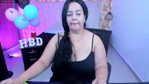 Lucia Vonne online show from 05/30/26, 07:44