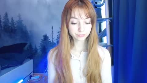 Snapshot of luciacam20 chatting on 01/02/25, 10:26 Lucy online show from 01/02/25, 10:26