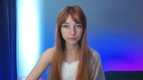 Snapshot of luciacam20 chatting on 01/13/25, 10:25 Lucy online show from 01/13/25, 10:25