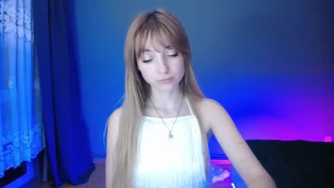 Snapshot of luciacam20 chatting on 03/01/25, 10:31 Lucy online show from 03/01/25, 10:31
