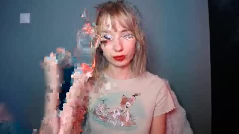 Lucy online show from 02/22/26, 07:29