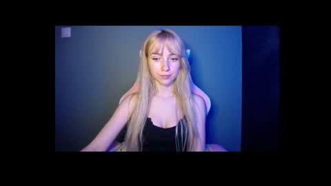 Lucy online show from 04/23/26, 06:54