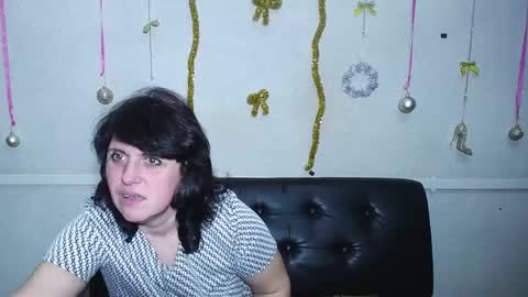 Snapshot of luciami chatting on 01/19/25, 03:18 LuciaMi online show from 01/19/25, 03:18