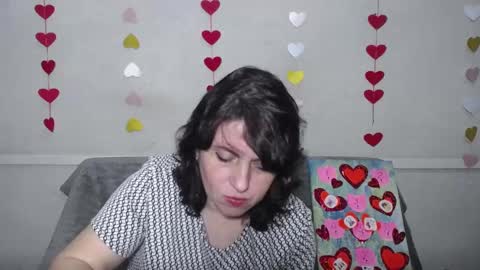 Snapshot of luciami chatting on 02/17/25, 06:48 LuciaMi online show from 02/17/25, 06:48