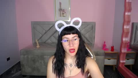 LUCIANA online show from 01/16/26, 08:02