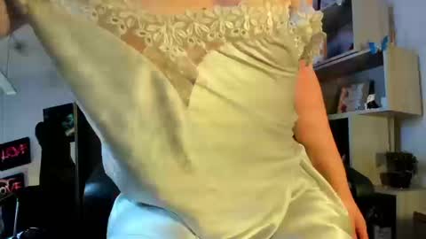 Luciana Evans online show from 09/16/25, 02:07