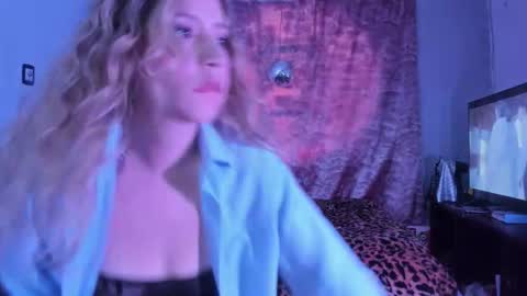 Luciana Evans online show from 11/06/25, 02:07