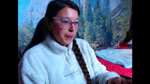 Lucy online show from 09/29/25, 02:06