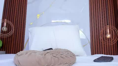 Snapshot of lucianasmith_ chatting on 06/26/26, 11:53 Luci online show from 06/26/26, 11:53