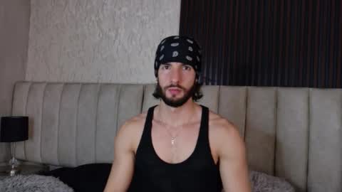 Snapshot of luciano_ferrer chatting on 09/14/25, 07:35 Luciano online show from 09/14/25, 07:35