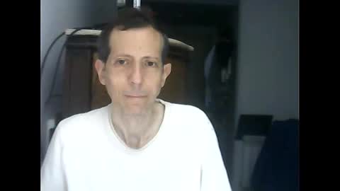 Snapshot of lucianoaxel chatting on 03/05/26, 02:51 Luciano online show from 03/05/26, 02:51