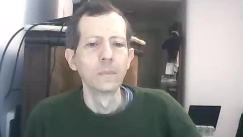 Snapshot of lucianoaxel chatting on 04/07/26, 12:27 Luciano online show from 04/07/26, 12:27