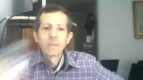 Snapshot of lucianoaxel chatting on 04/14/26, 06:36 Luciano online show from 04/14/26, 06:36