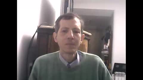 Snapshot of lucianoaxel chatting on 06/08/26, 12:36 Luciano online show from 06/08/26, 12:36