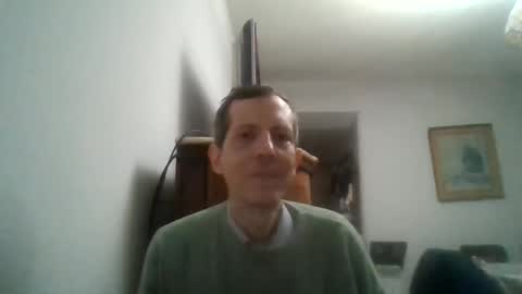 Snapshot of lucianoaxel chatting on 06/08/26, 10:21 Luciano online show from 06/08/26, 10:21