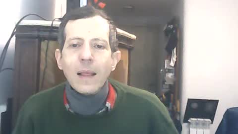 Snapshot of lucianoaxel chatting on 06/22/26, 12:35 Luciano online show from 06/22/26, 12:35
