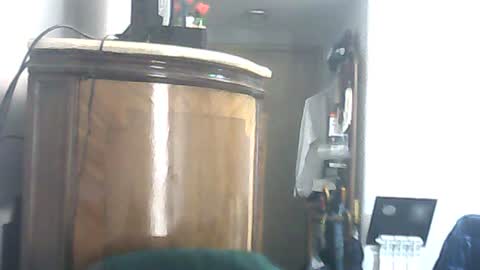 Snapshot of lucianoaxel chatting on 06/27/26, 03:17 Luciano online show from 06/27/26, 03:17