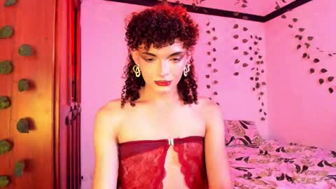 Snapshot of lucianromeo17 chatting on 09/30/25, 03:33 Lucy or Lucian 3 Come to my social Links3 online show from 09/30/25, 03:33