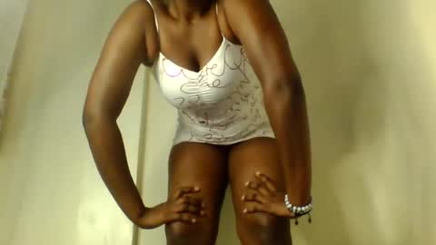 Snapshot of luciaresa chatting on 07/16/26, 06:14 luciaresa online show from 07/16/26, 06:14
