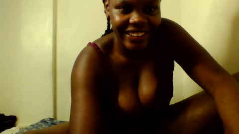 Snapshot of luciaresa chatting on 07/21/26, 01:35 luciaresa online show from 07/21/26, 01:35