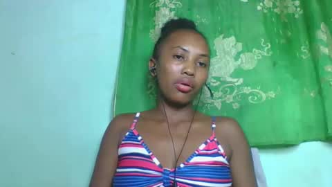 lucie196645 online show from 04/20/26, 06:42