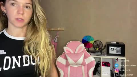 Lucie hot follow me on  online show from 09/18/25, 07:05