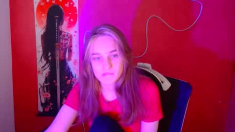 Lucie online show from 11/22/25, 06:29