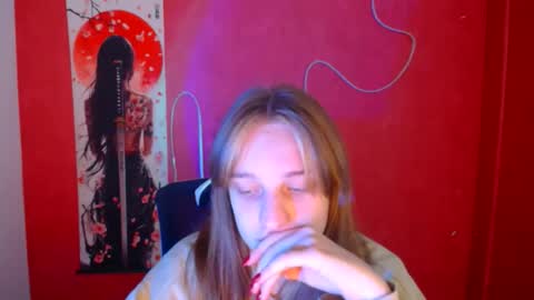 Lucie online show from 12/03/25, 11:14