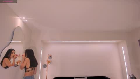 Lucie Martin online show from 03/23/26, 11:25